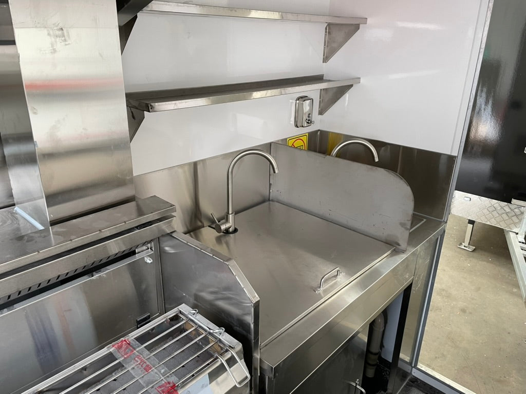 BBQ🔥Trailer Design