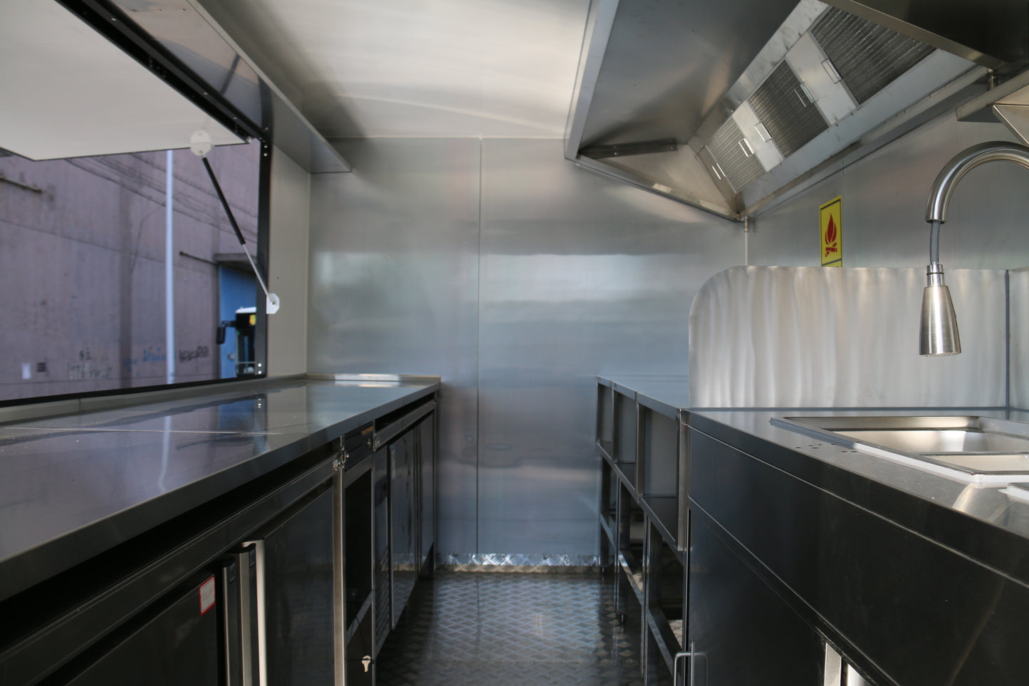 4M food trailer